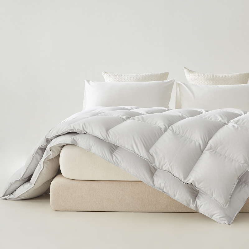 Bulut hissi sıfır basınçlı tüy kadife yorgan